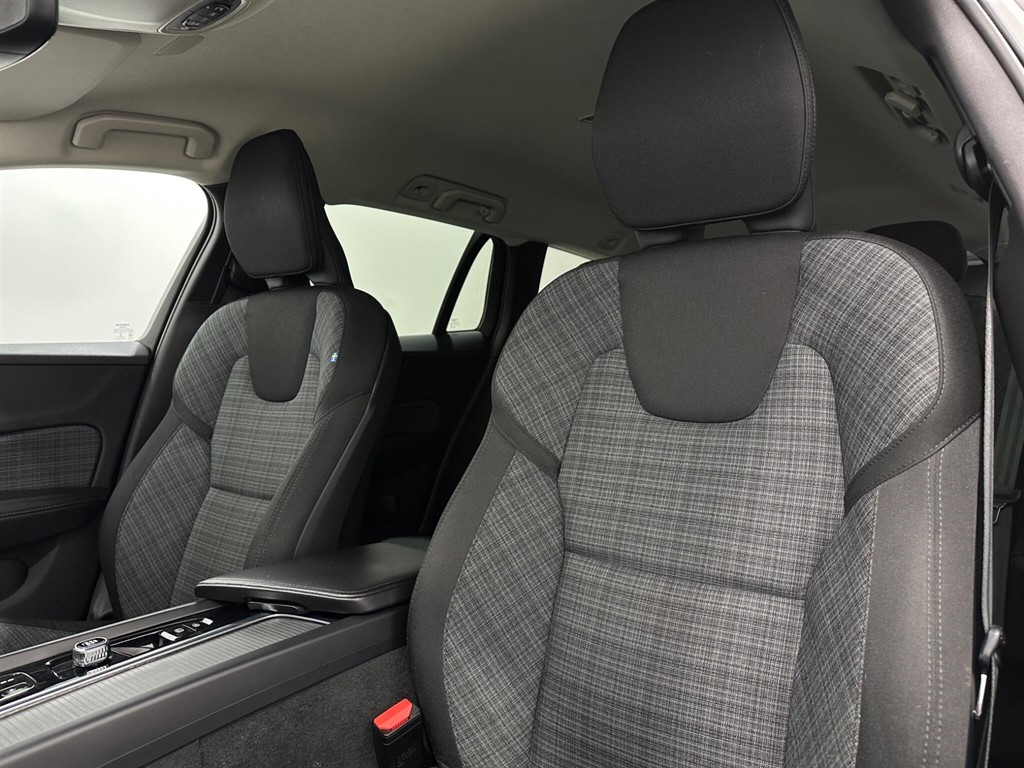 2022 Volvo V60