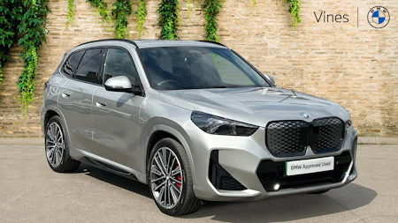 BMW iX1