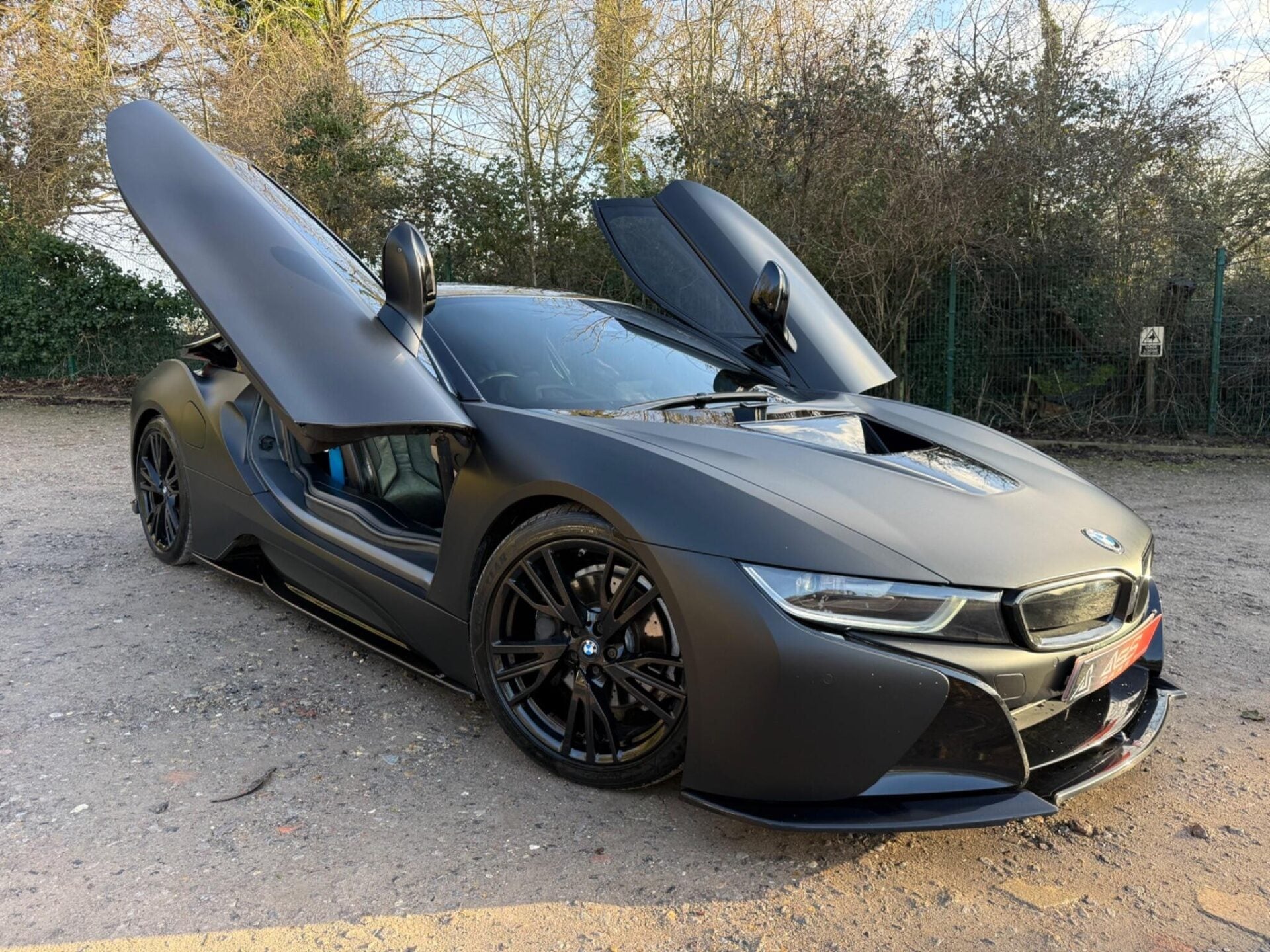 i8