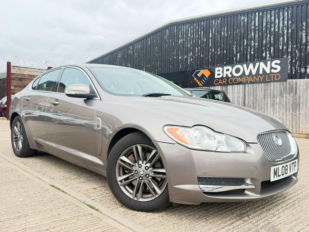 XF SALOON (2011-2015)