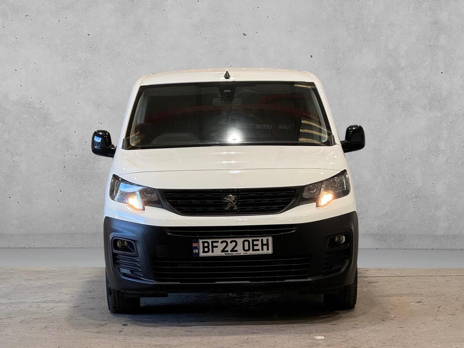 2022 PEUGEOT PARTNER
