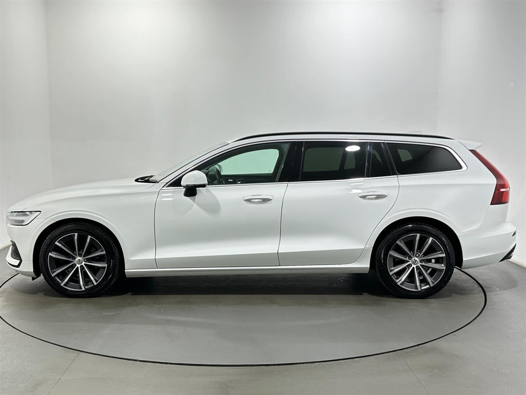 2022 Volvo V60