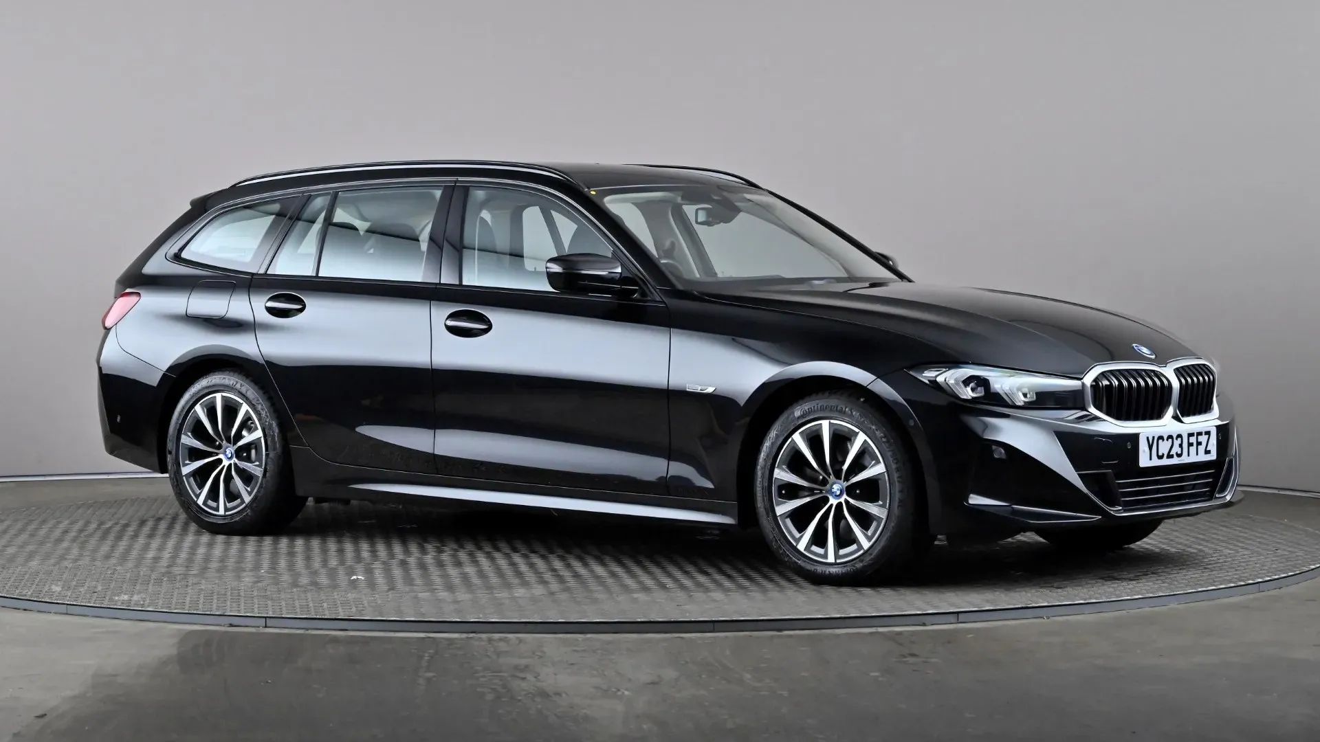 3 Series Touring