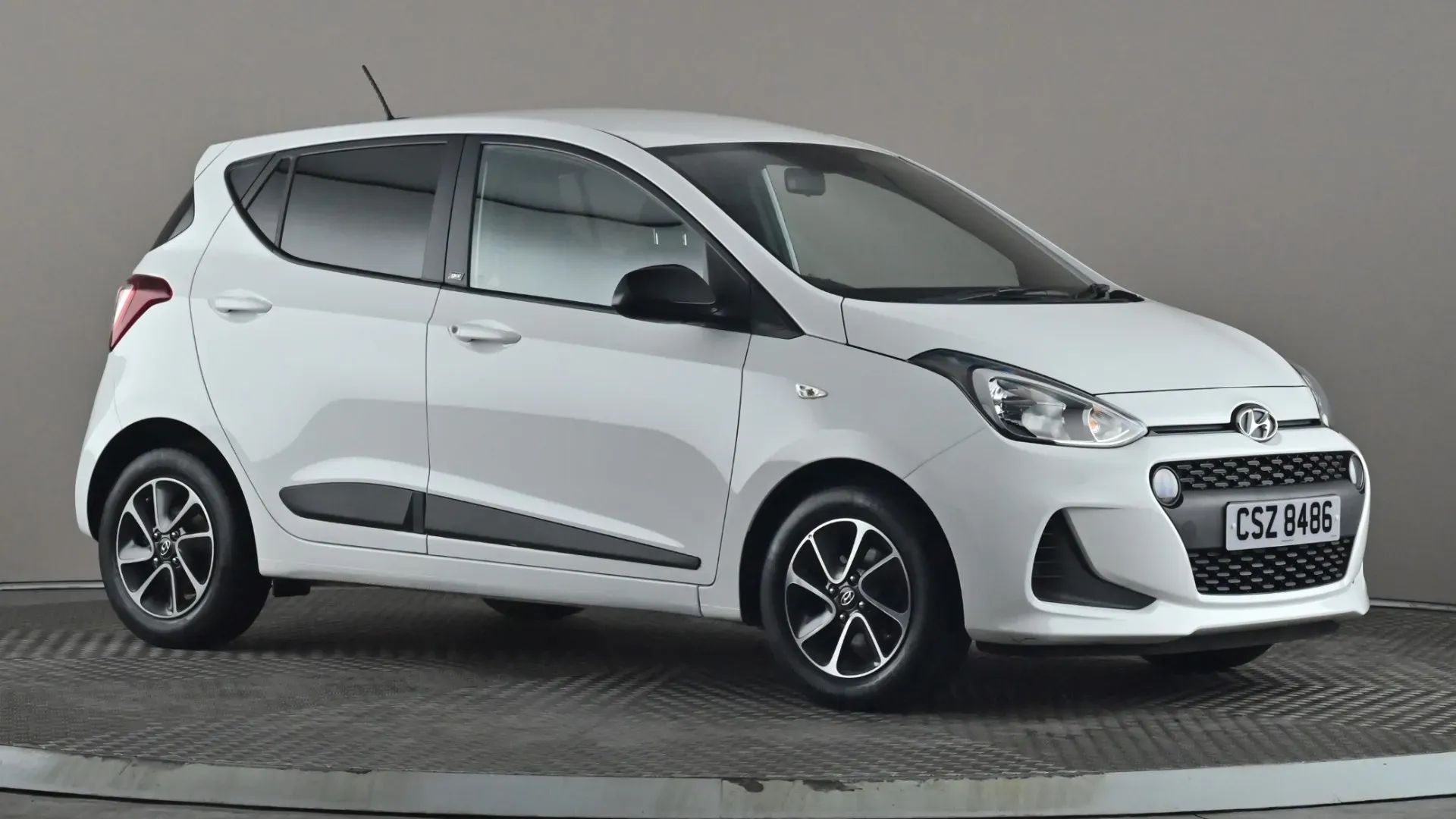 I10