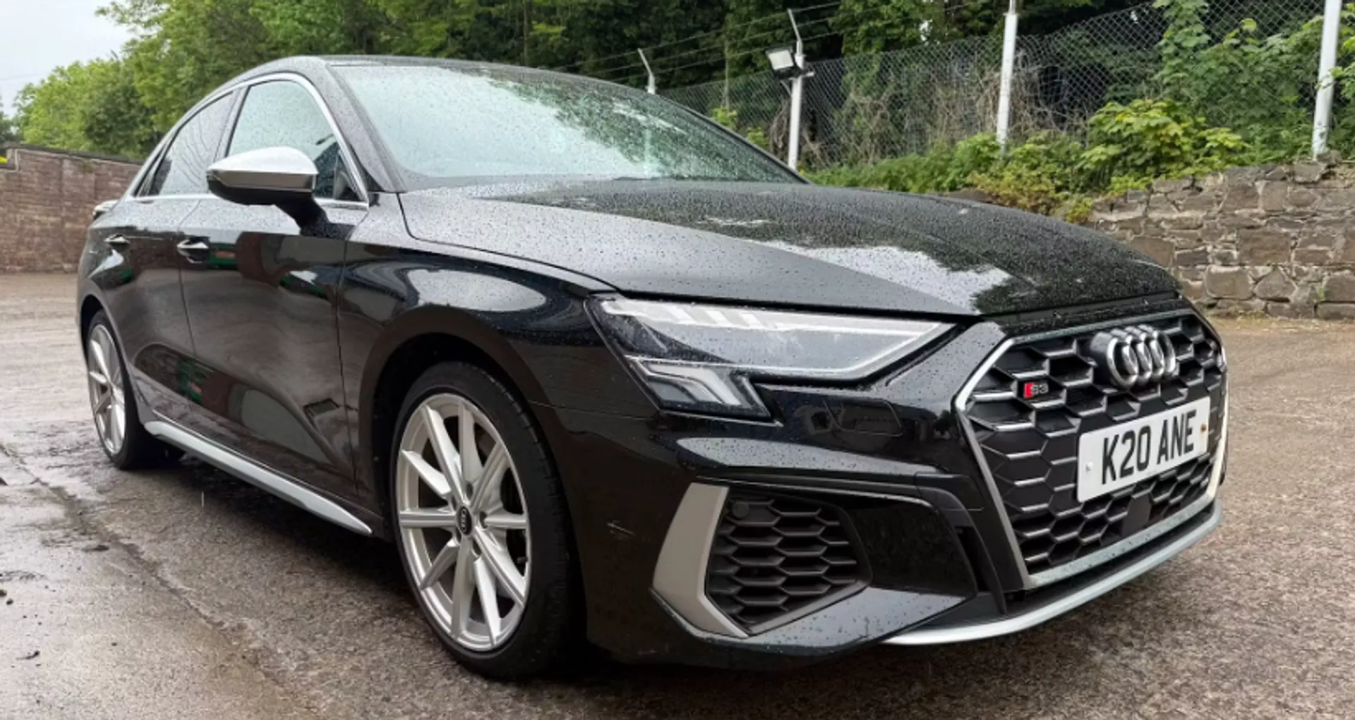 S3 Saloon