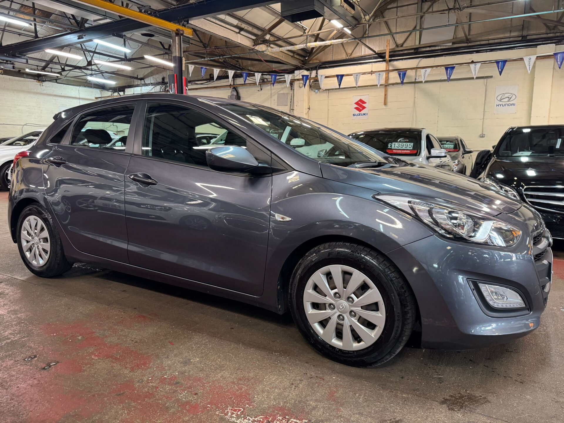 i30