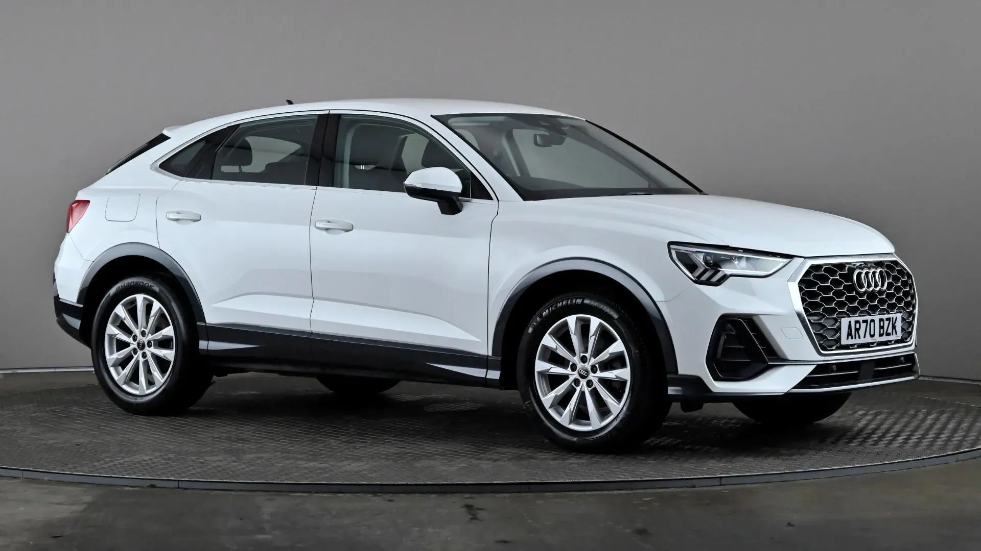Q3 Sportback