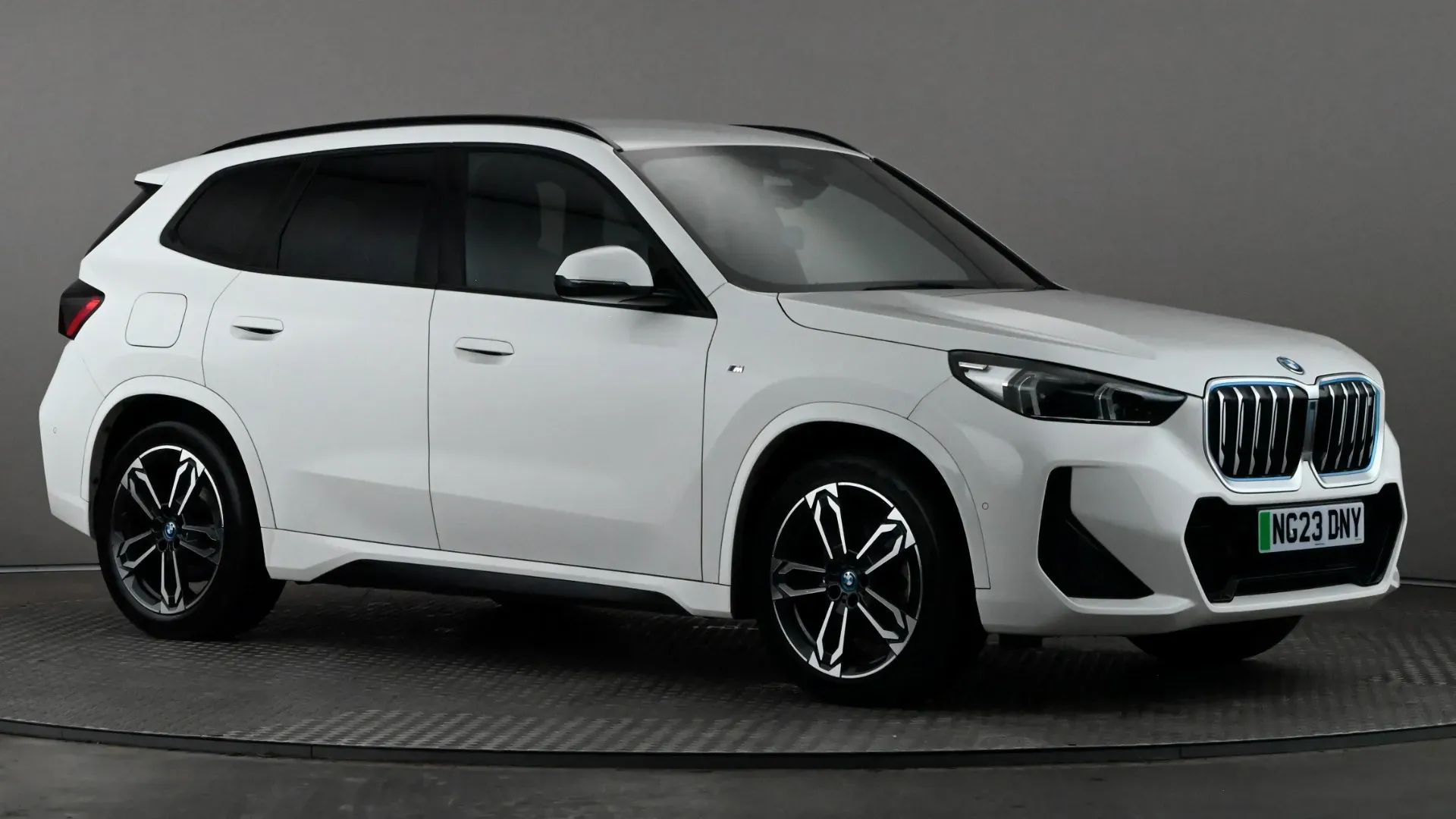 iX1