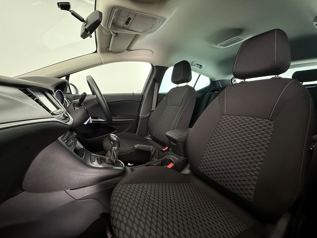 2019 Vauxhall Astra