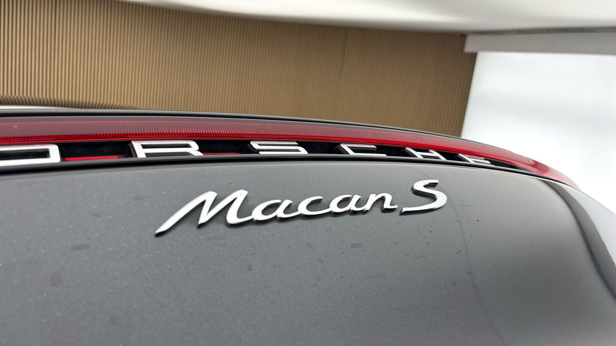 2023 Porsche Macan