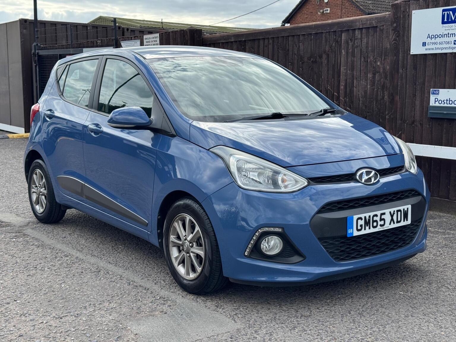 i10