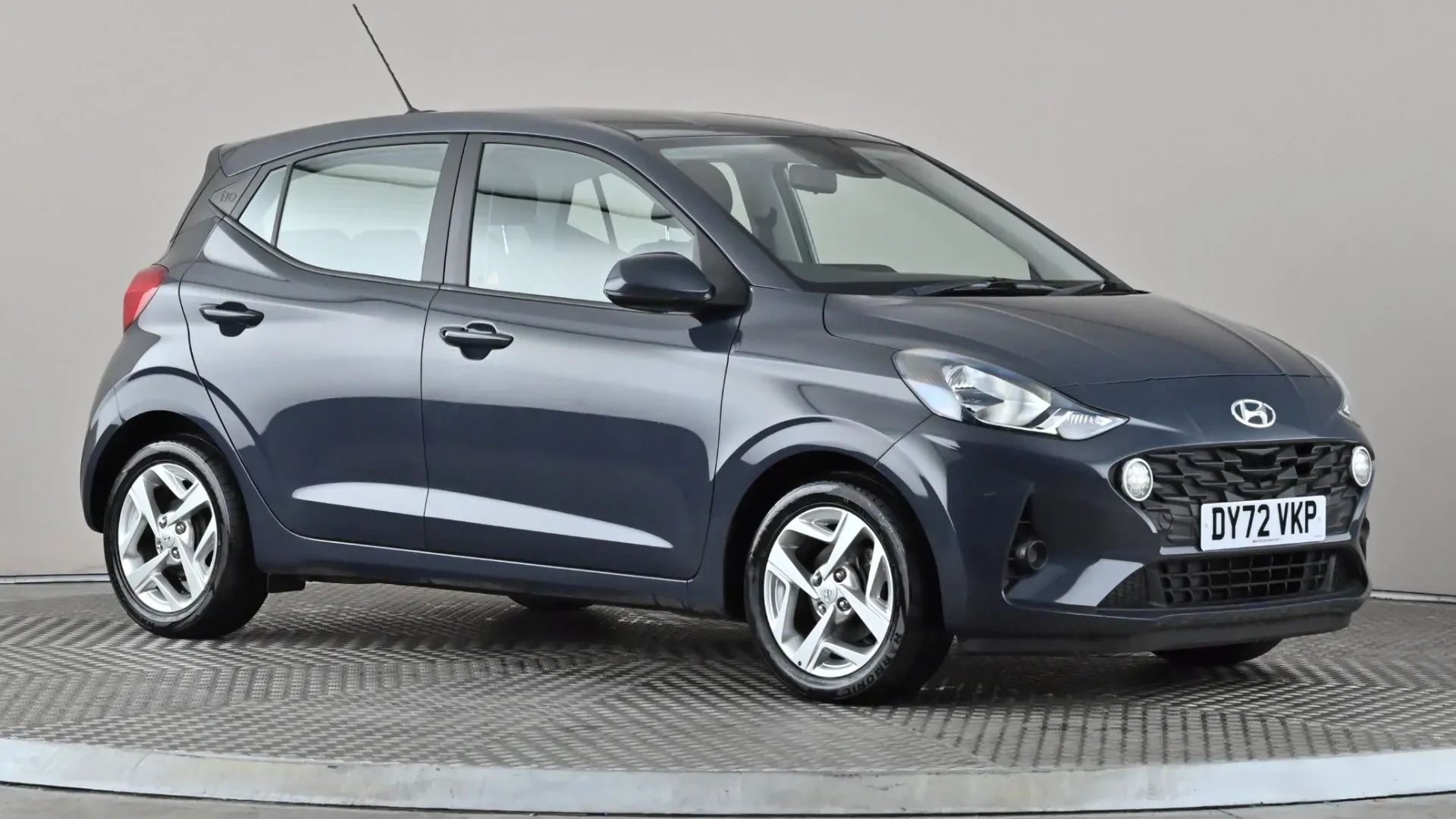 I10