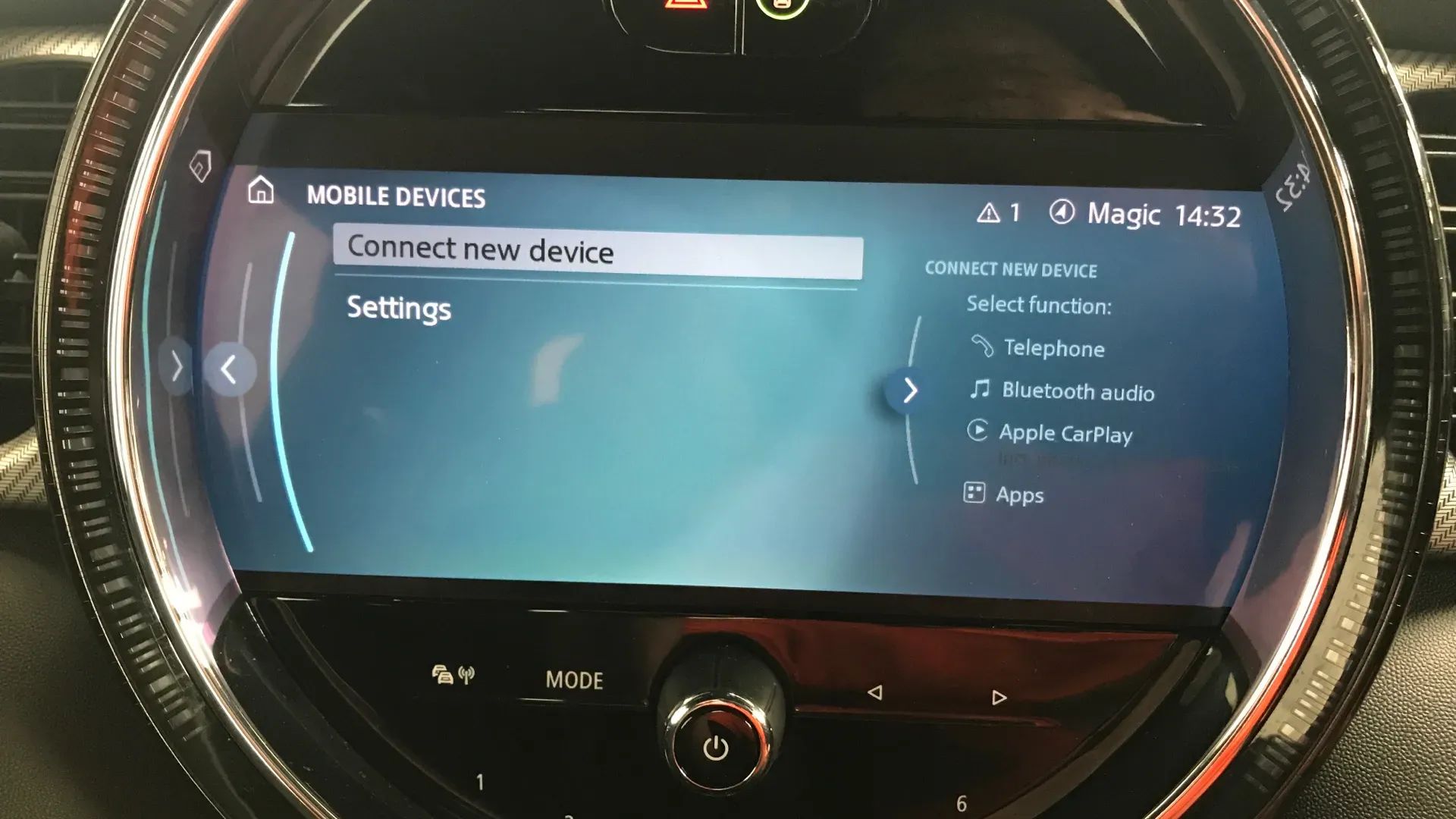2023 MINI 5-Door Hatch