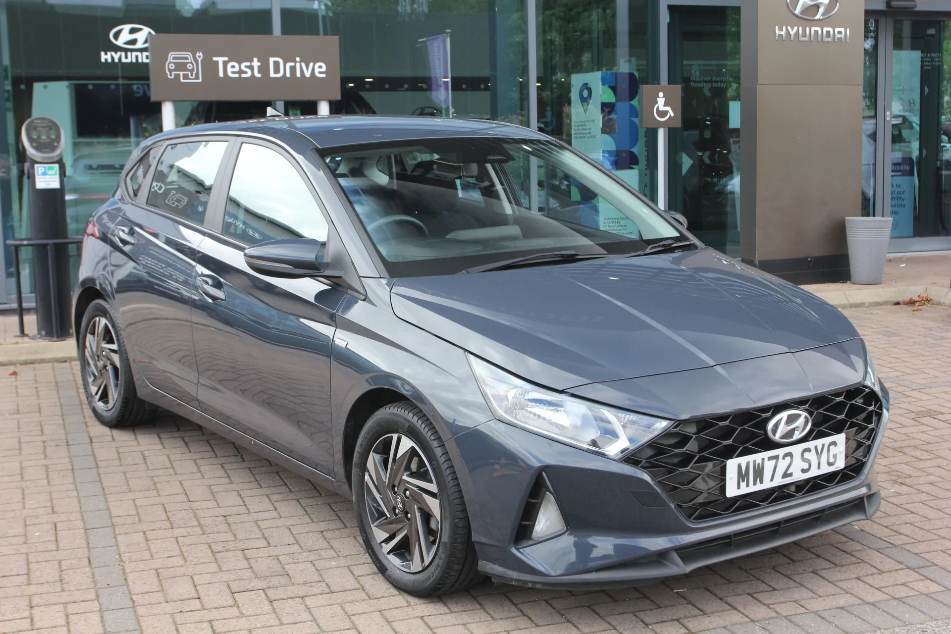 I20