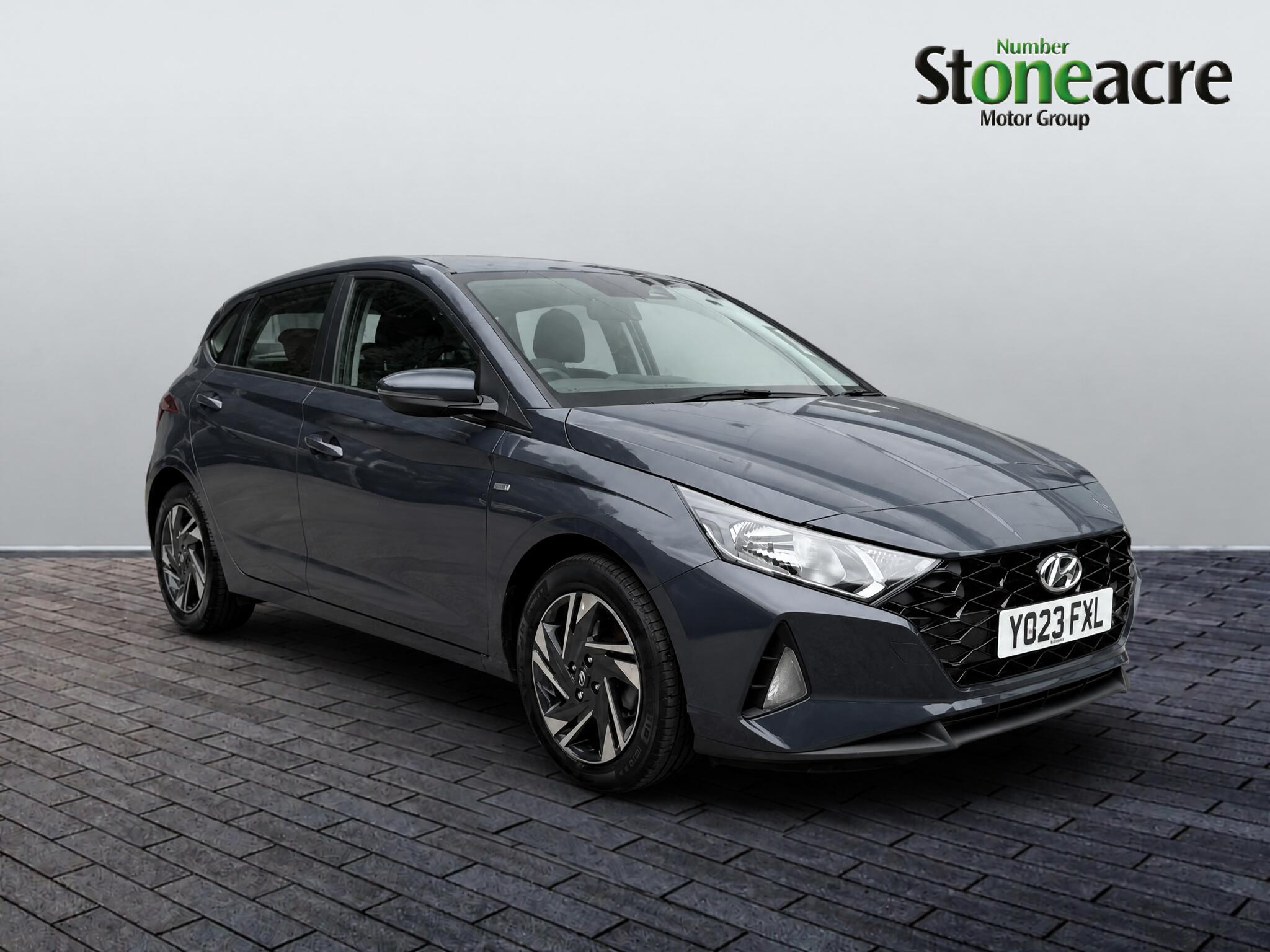 i20