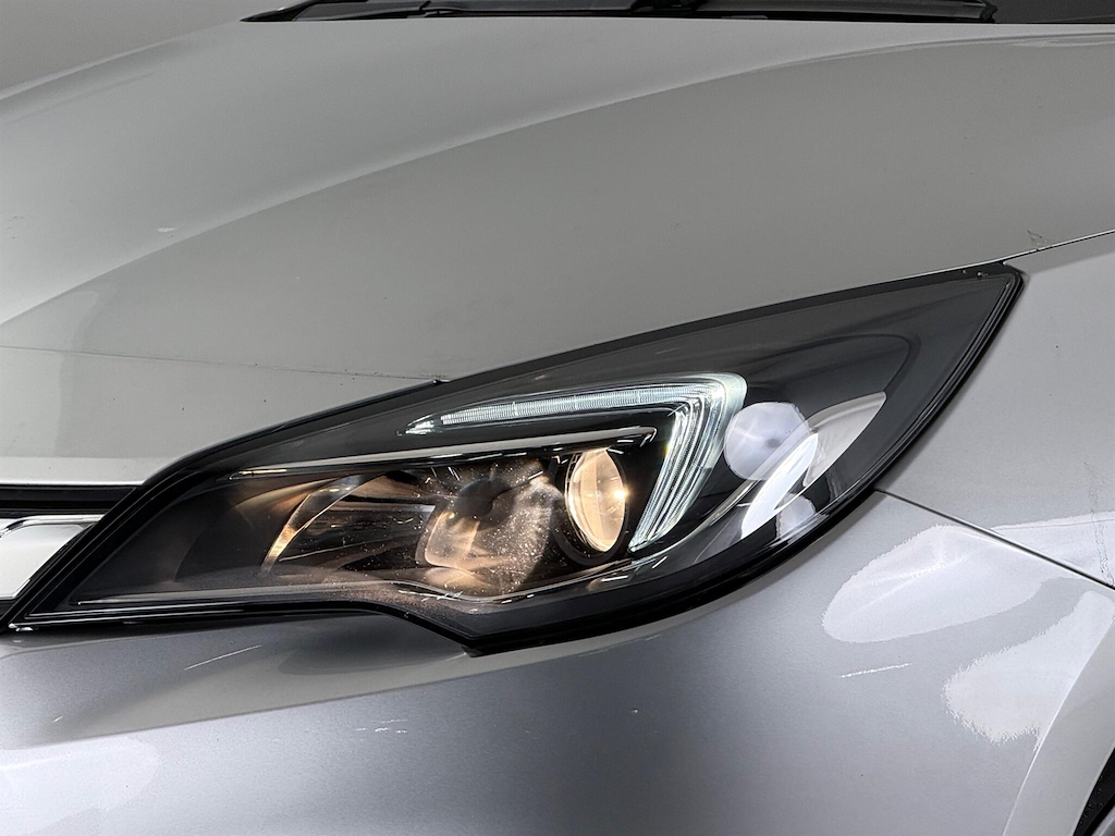 2019 Vauxhall Astra