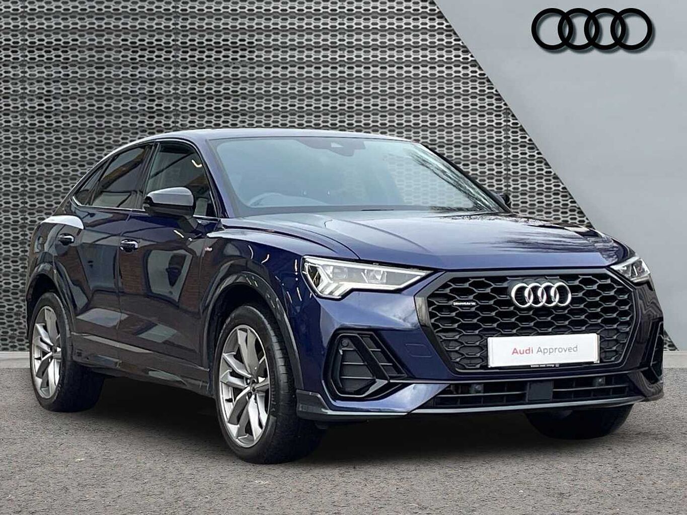Q3 Sportback
