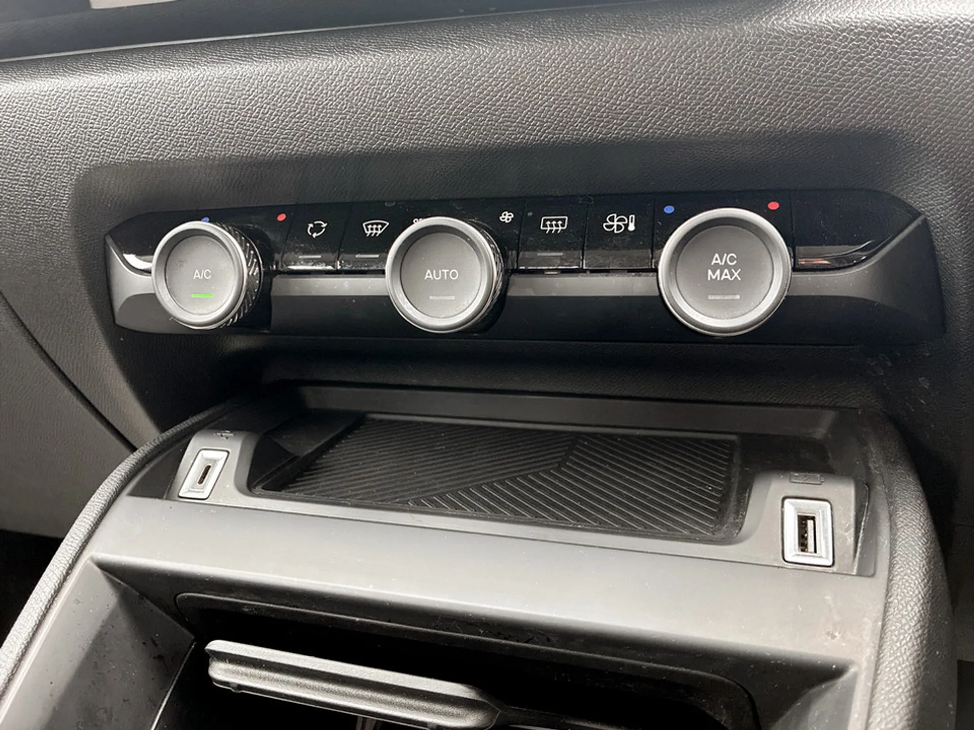 2023 Citroen C4