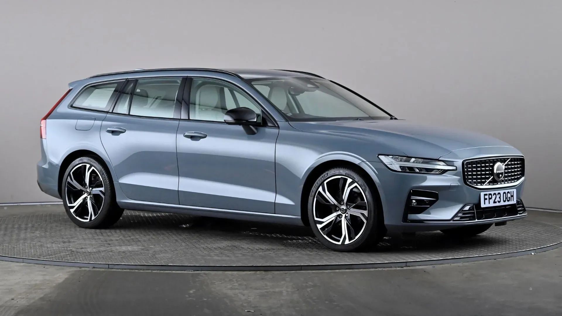 V60