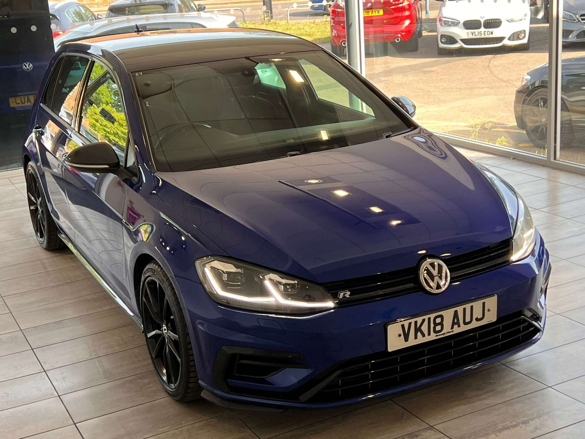 Golf R
