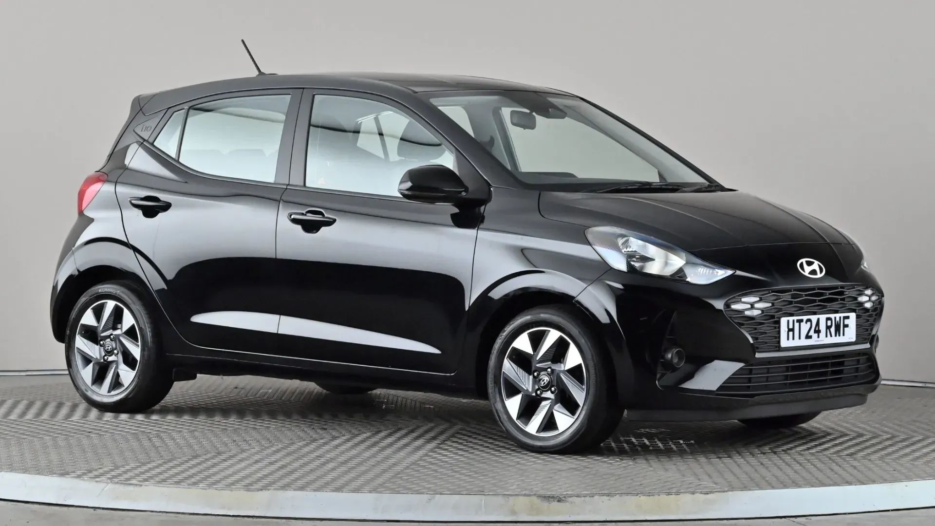 I10