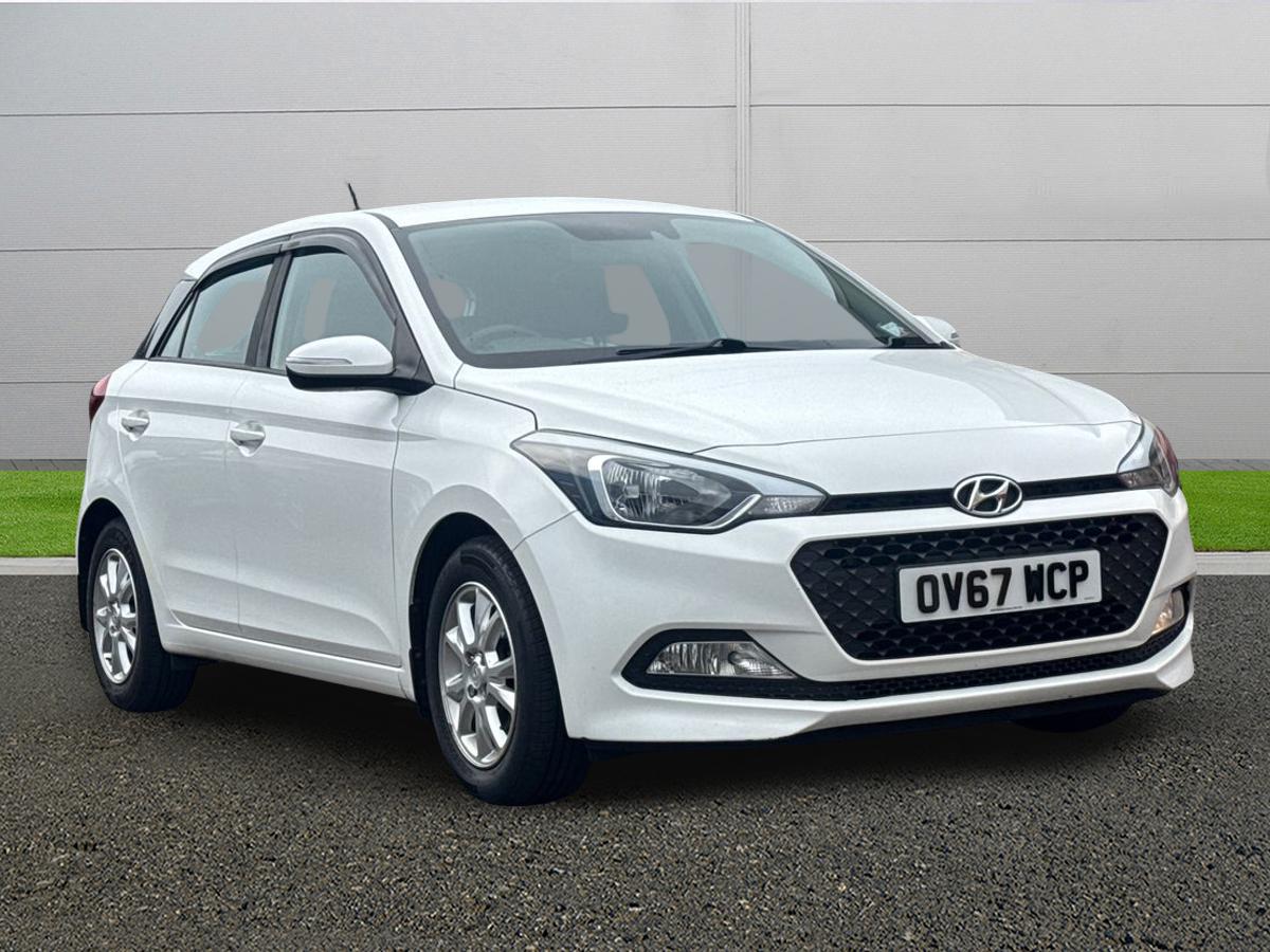 i20