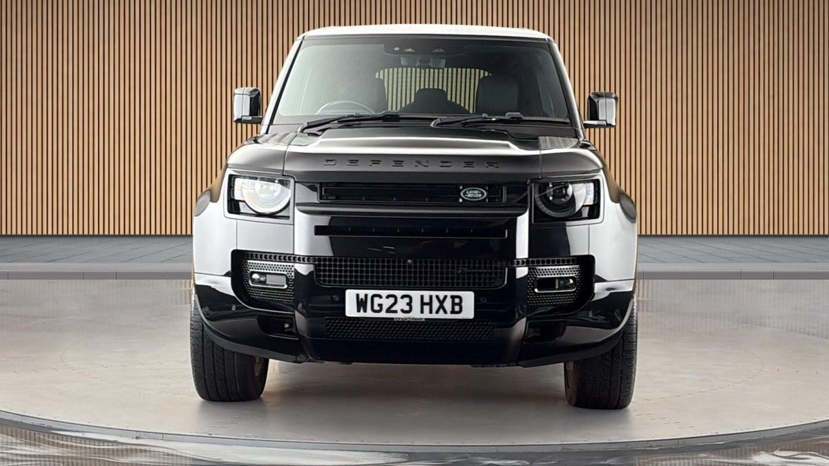 Used 2023 Land Rover Defender 110 3.0 D300 Auto X-Dynamic HSE for sale ...