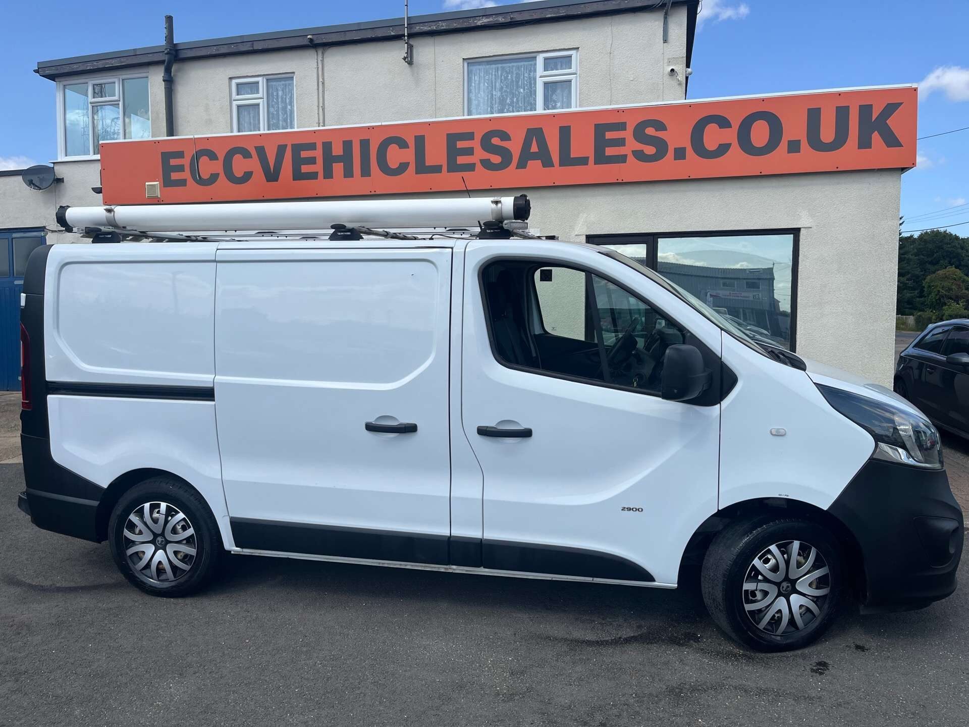 VIVARO
