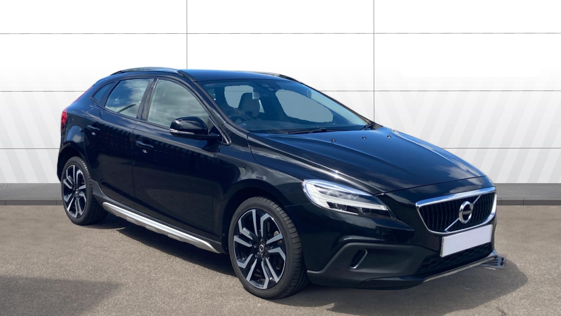 V40 Cross Country
