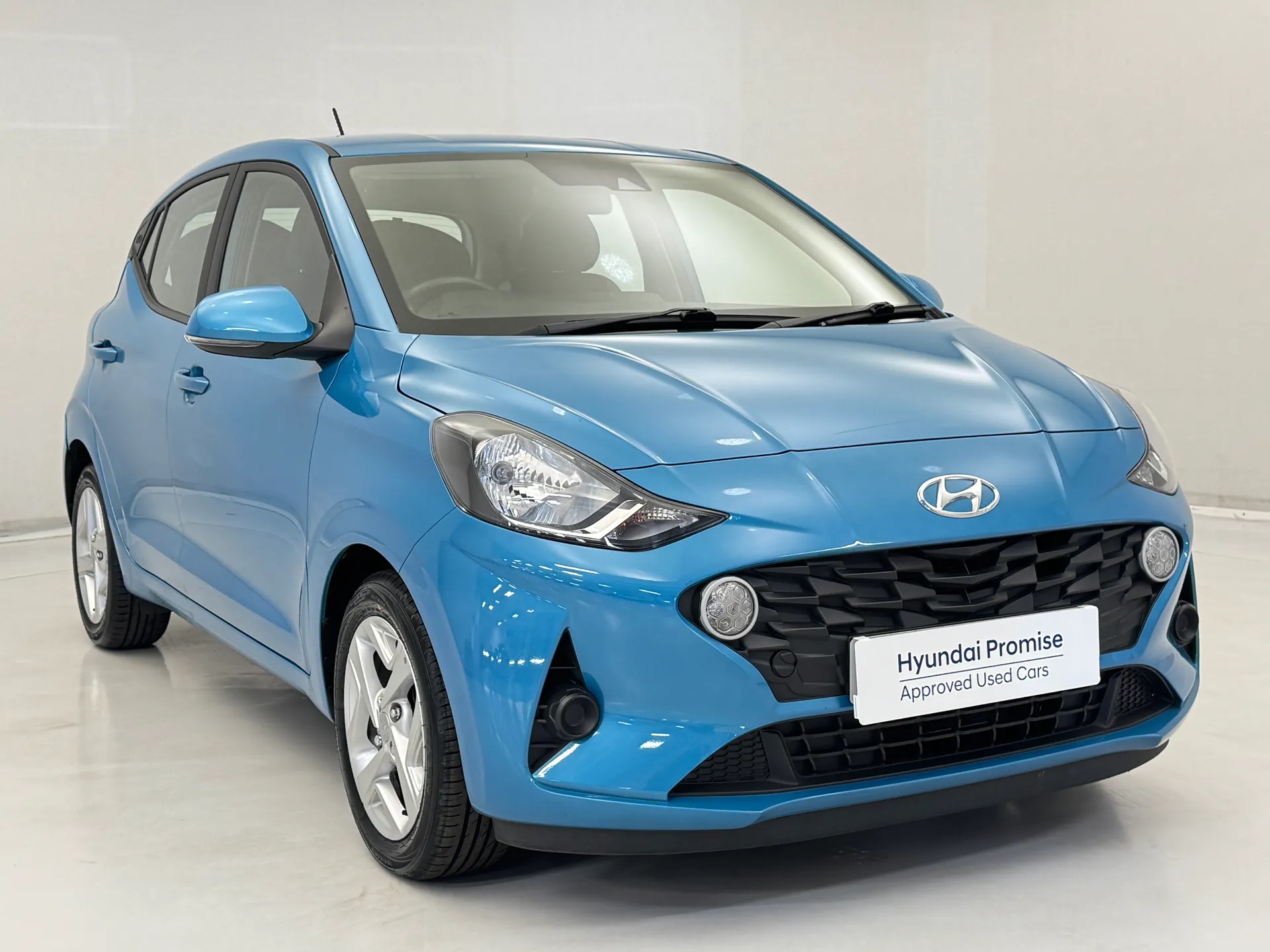 i10