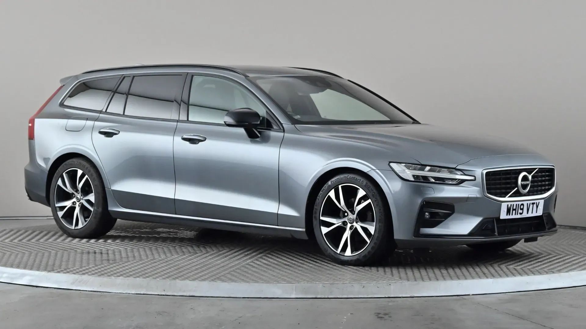 V60