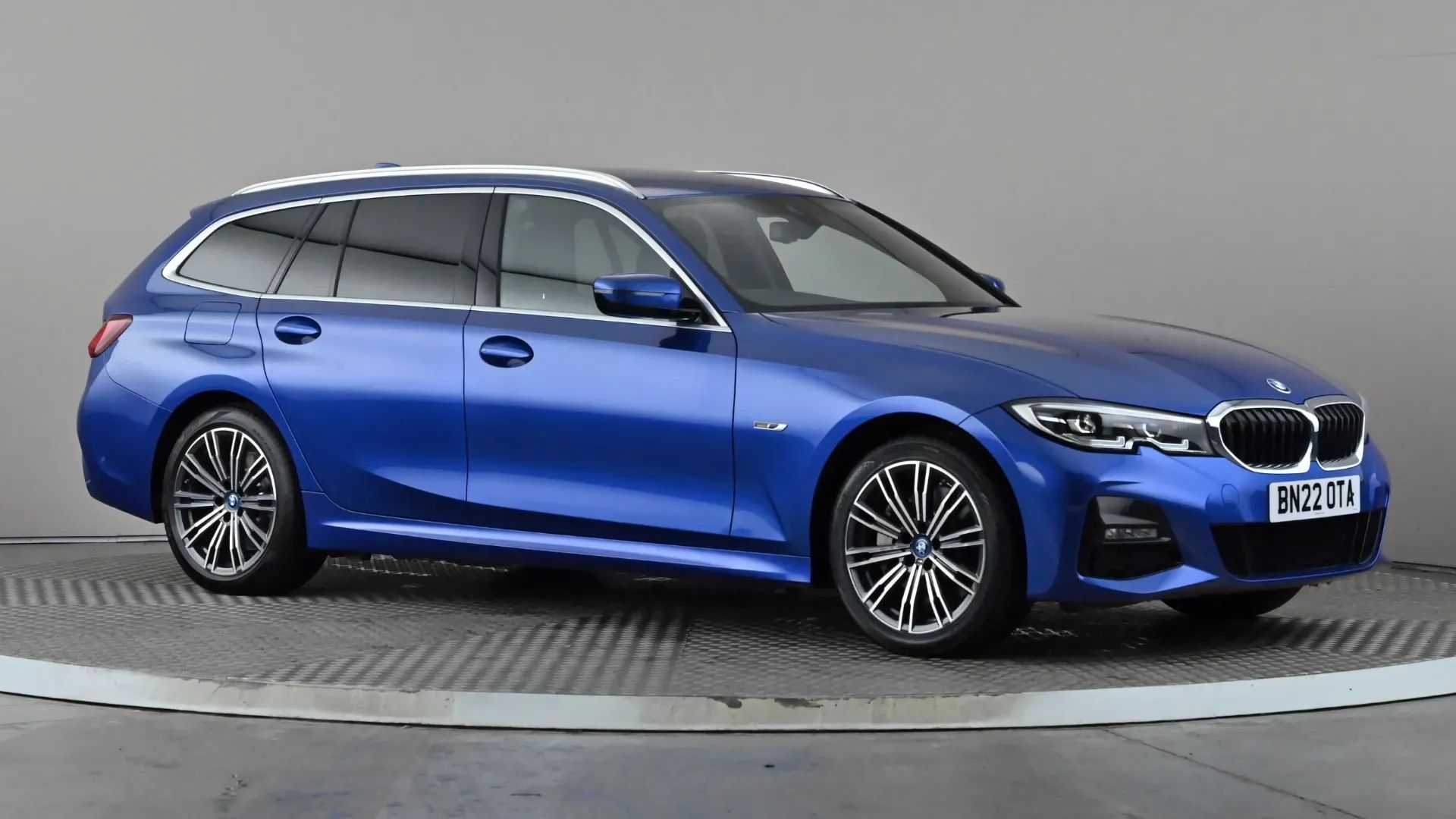 3 Series Touring
