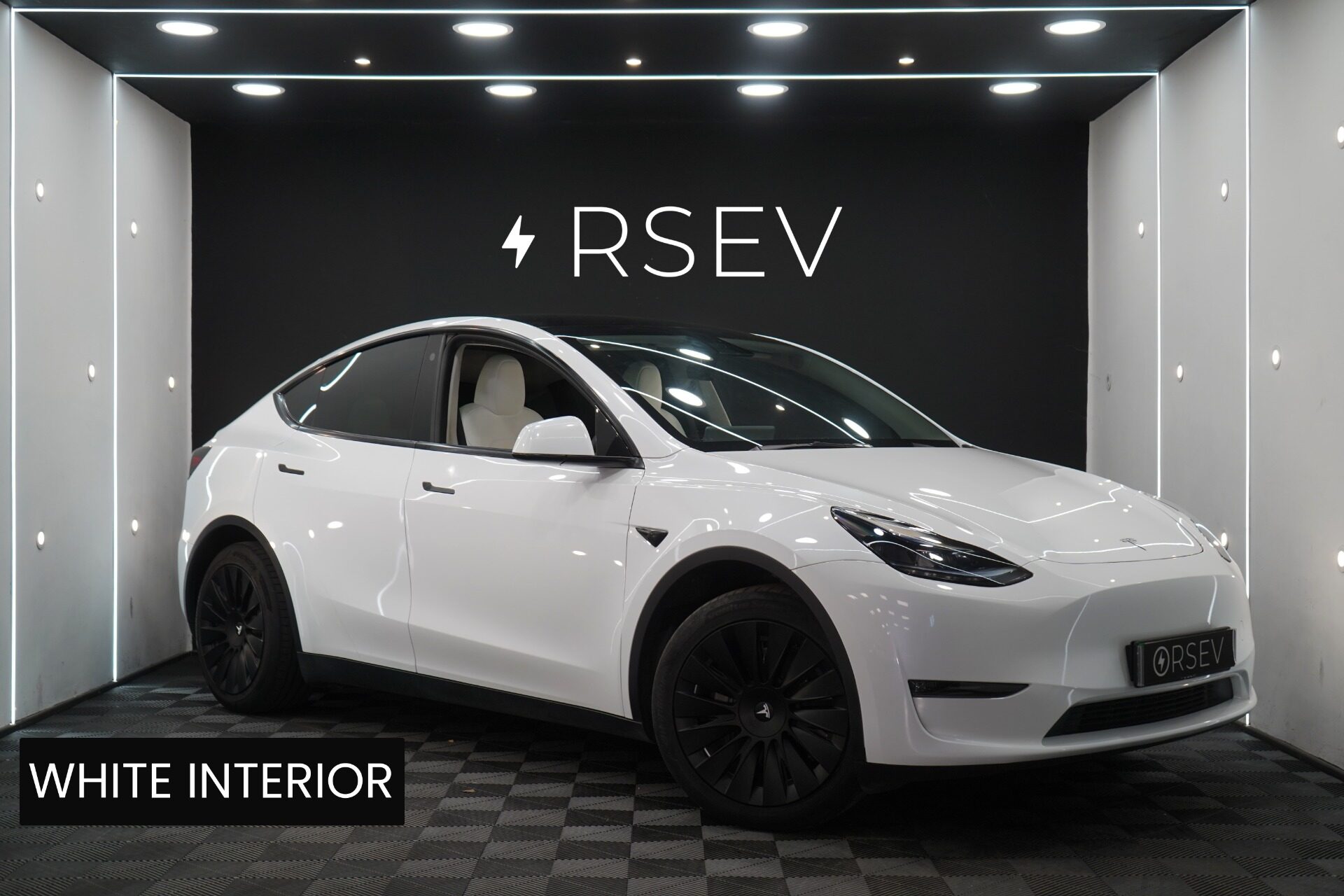 Model Y Premium