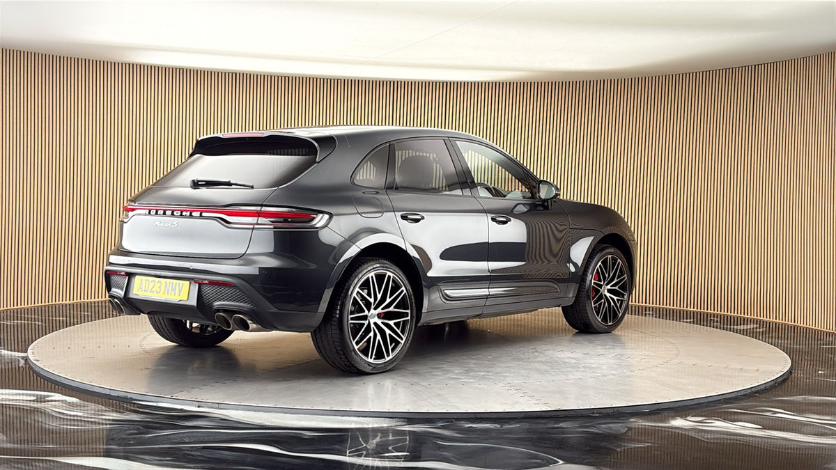 2023 Porsche Macan