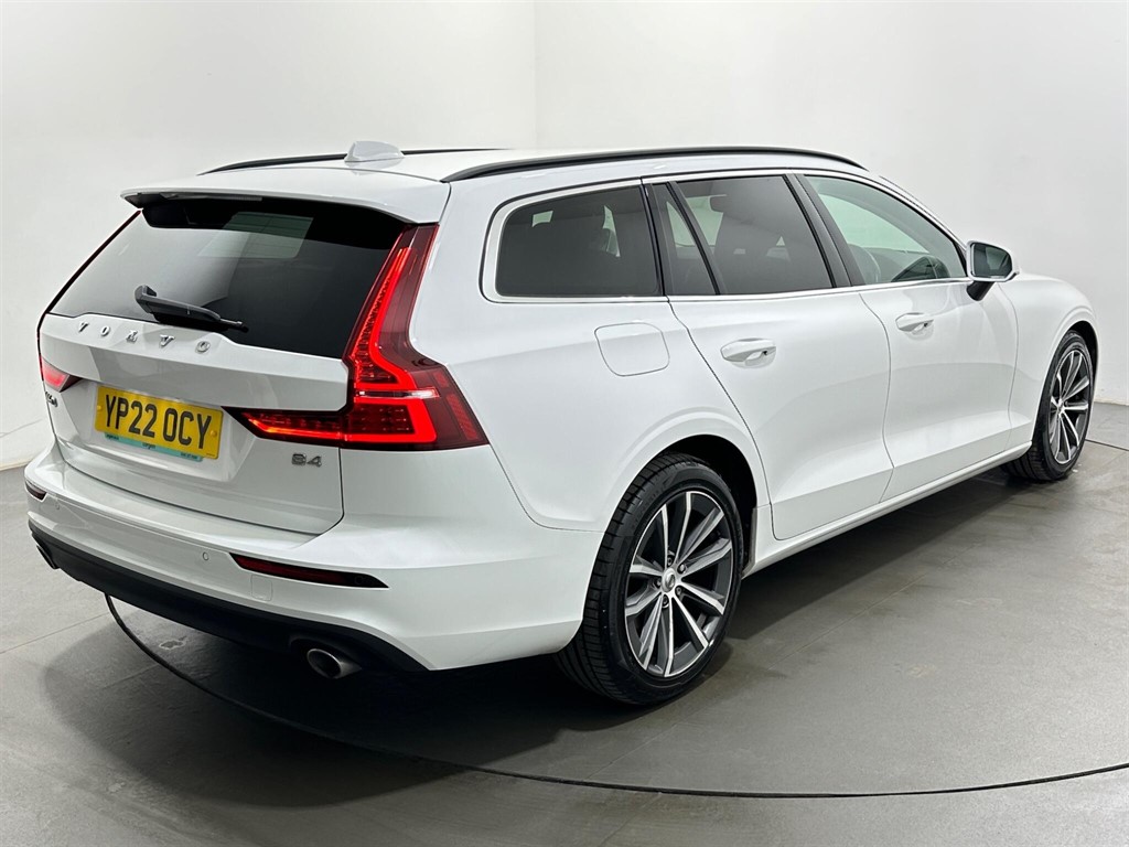 2022 Volvo V60