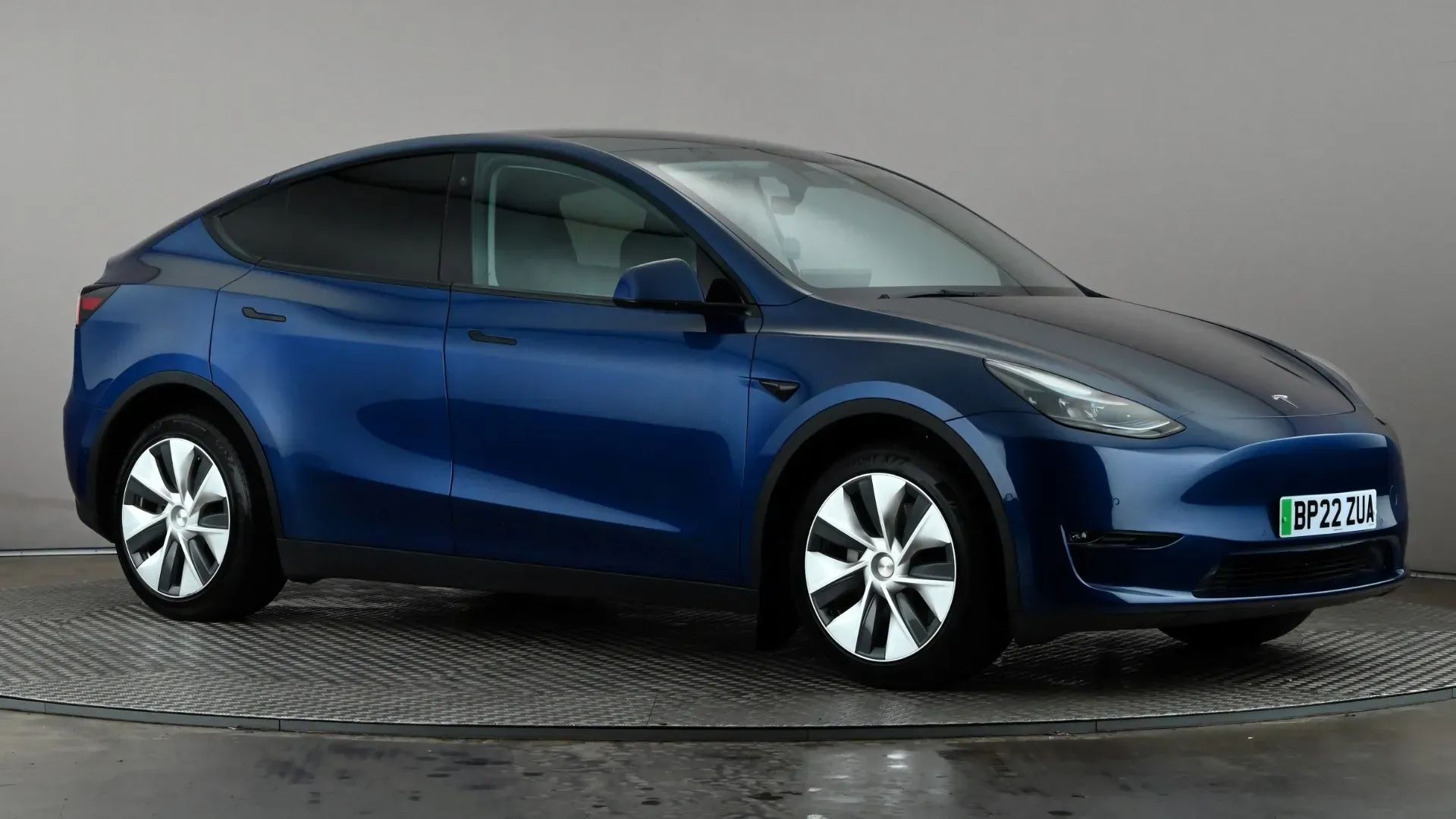 Model Y Premium