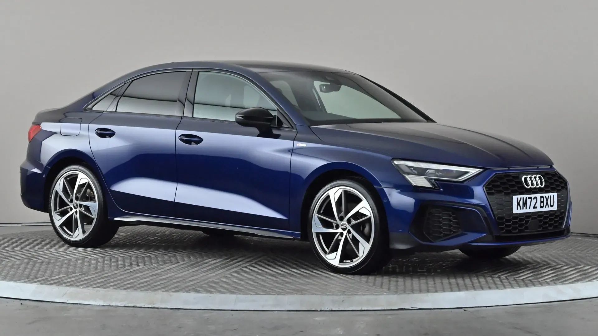 A3 Saloon