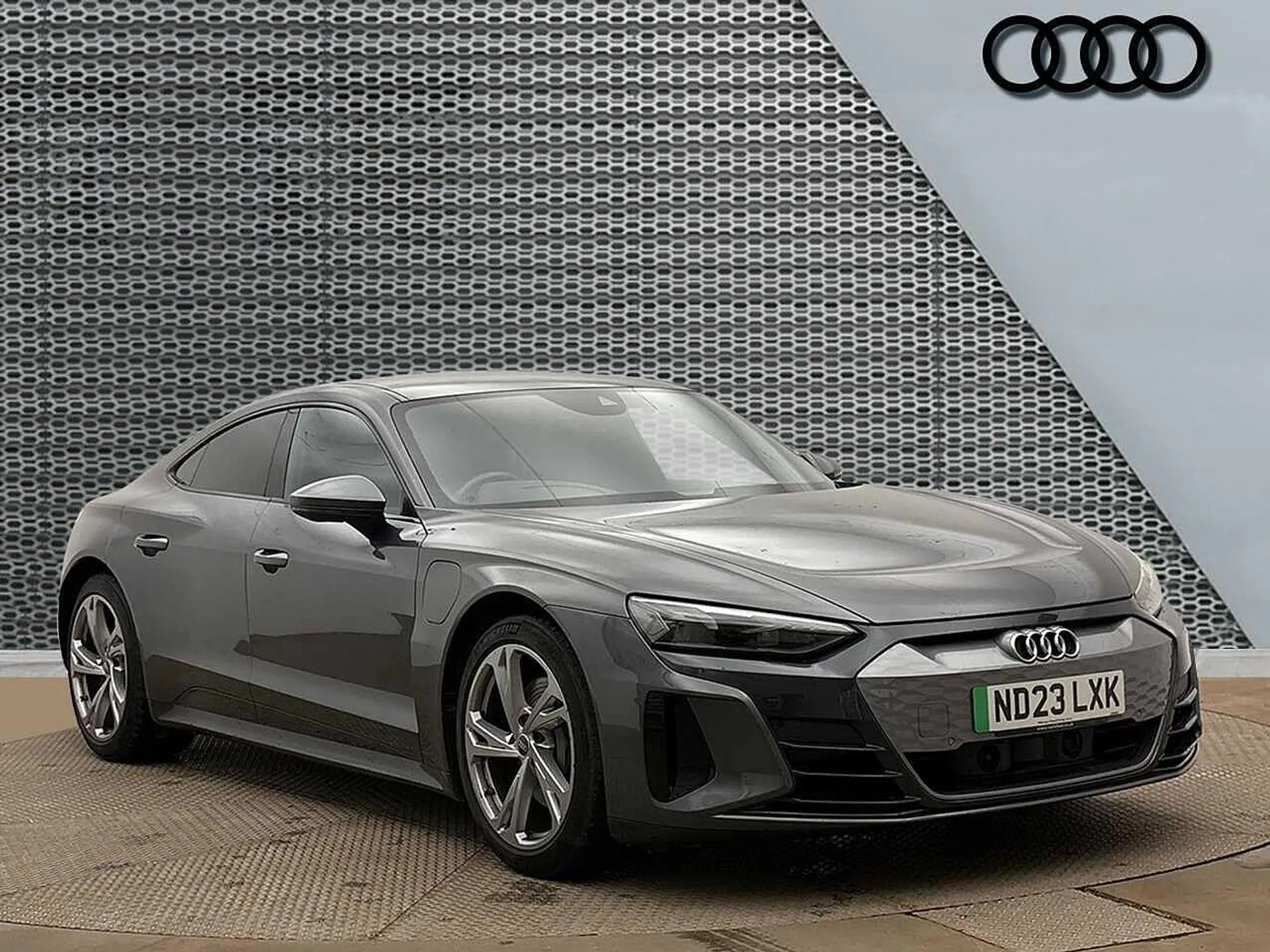 E-Tron GT