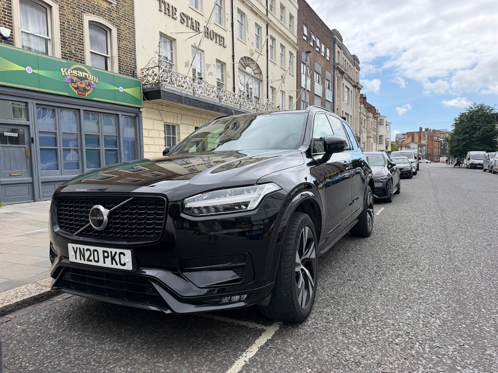 XC90