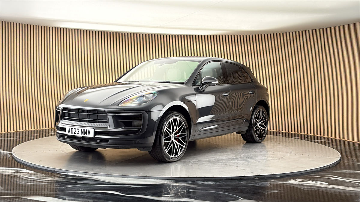 2023 Porsche Macan