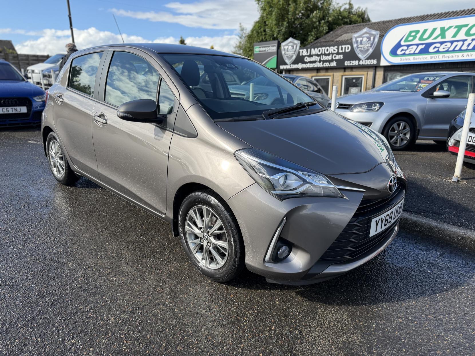 Yaris