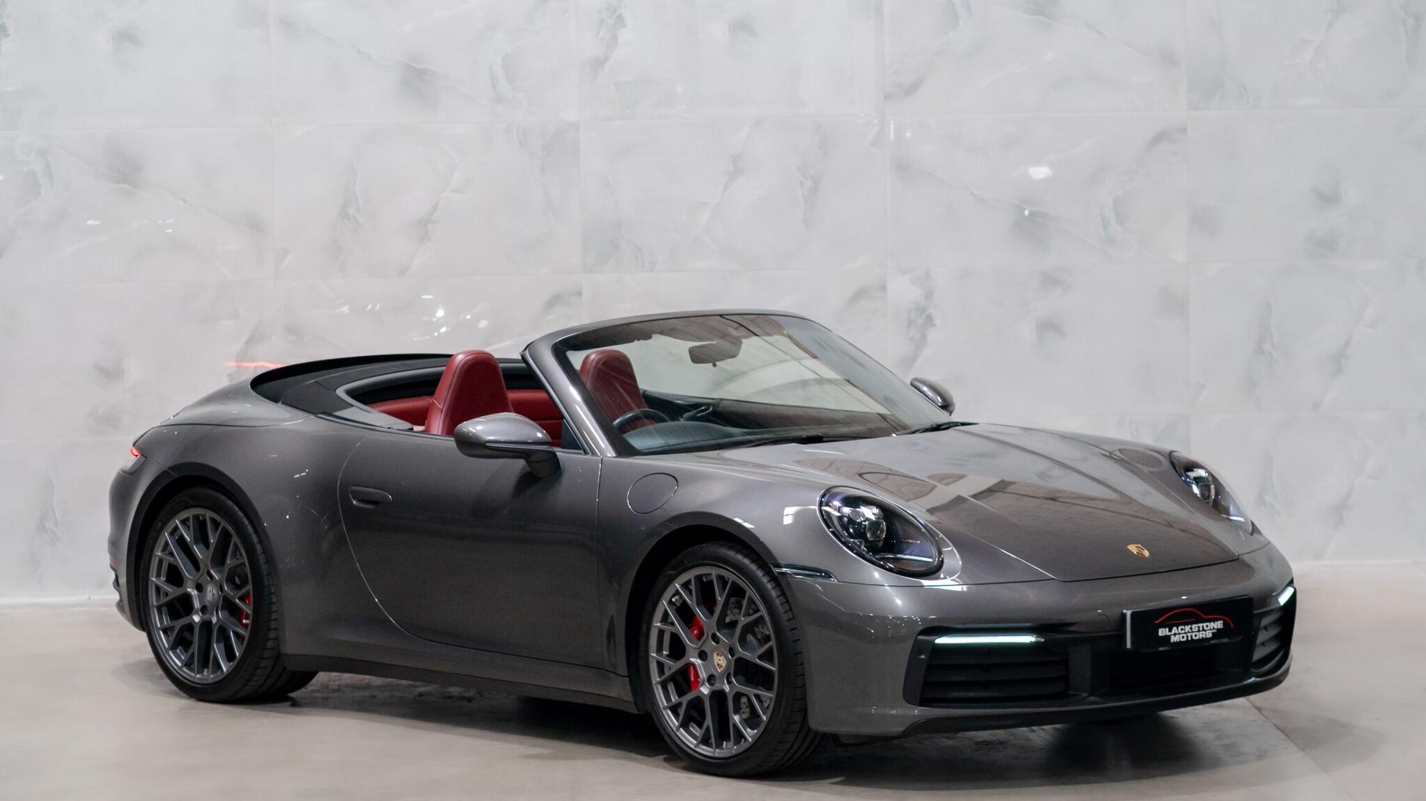 911