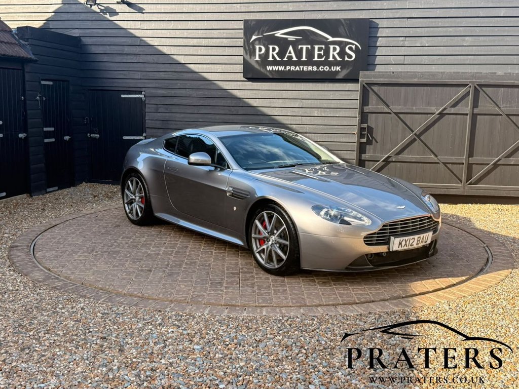 V8 Vantage
