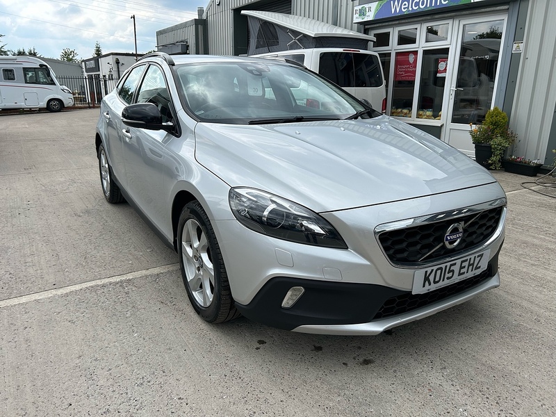 V40 Cross Country