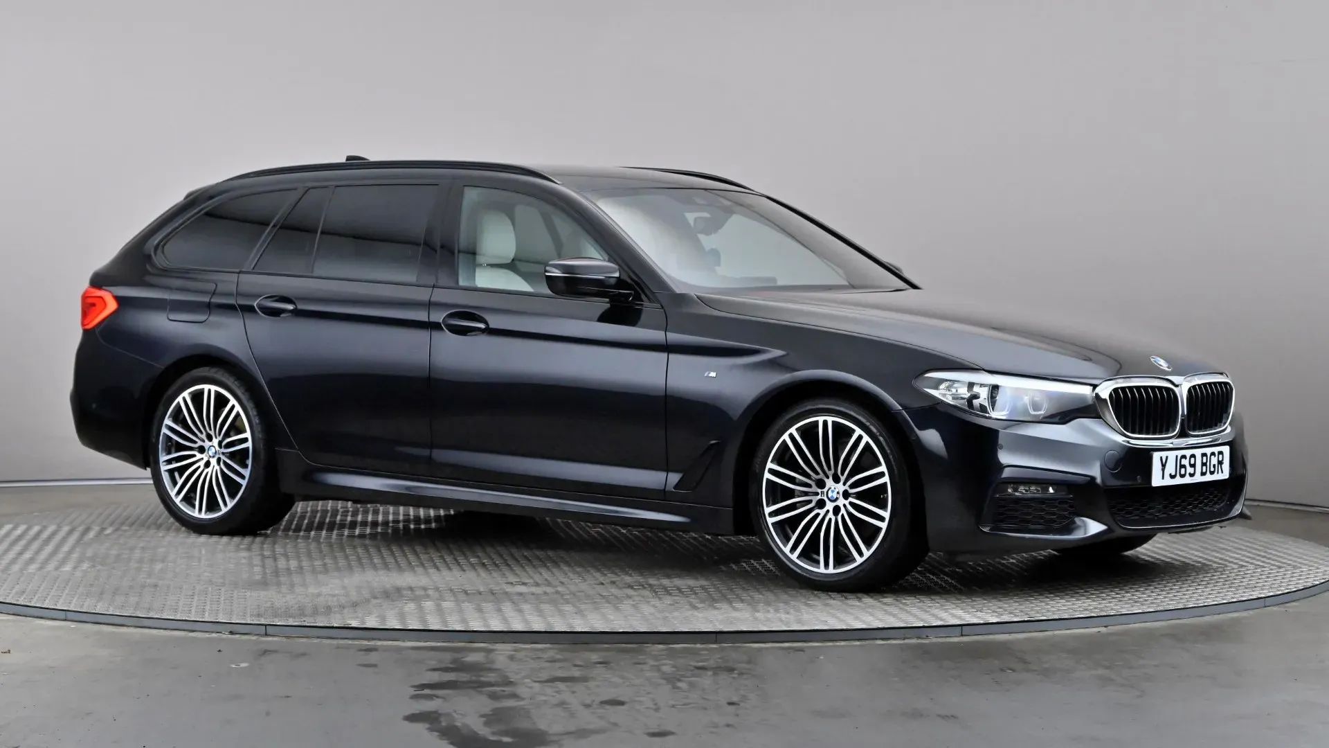 5 Series Touring